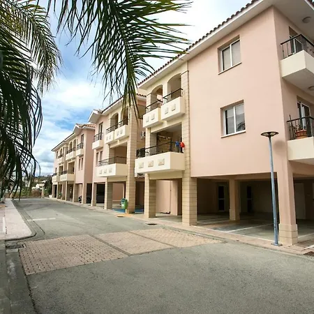 Modern & Fancy Ground Floor - Pool & Relax Apartament *