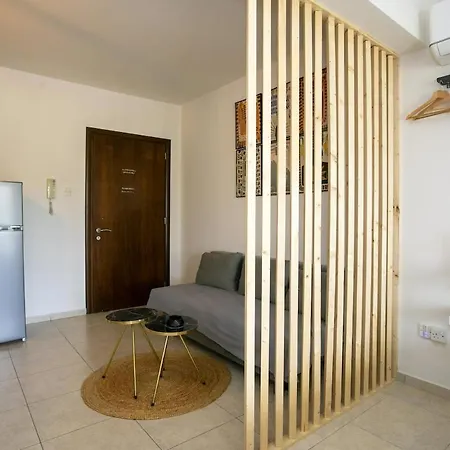 Modern & Fancy Ground Floor - Pool & Relax Apartment *