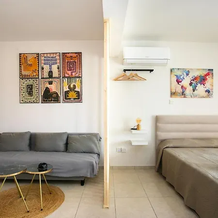 Appartamento Modern & Fancy Ground Floor - Pool & Relax Tersephanou