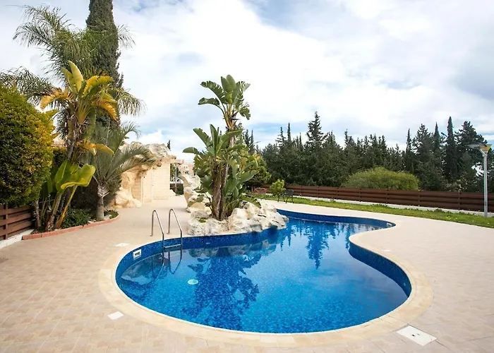 Modern & Fancy Ground Floor - Pool & Relax * Tersephanou